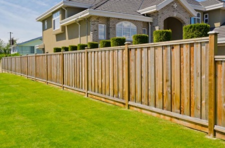 Pose de cl&ocirc;ture : crit&egrave;res pour bien choisir son installation